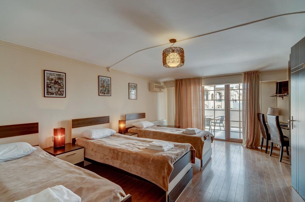 Liva Hotel Tbilisi Quarto foto